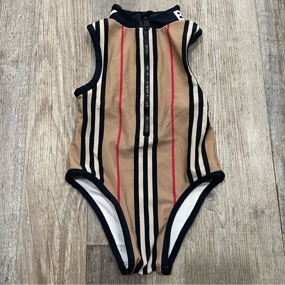 Burberry swim one piece for toddler girl size 3Y - Picture 2 of 9